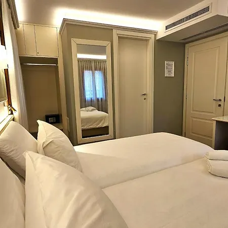 圭里尼酒店 酒店 2*