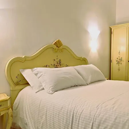 غوريني فندق 2*