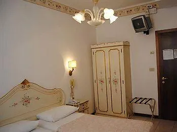 Guerrini Hotel