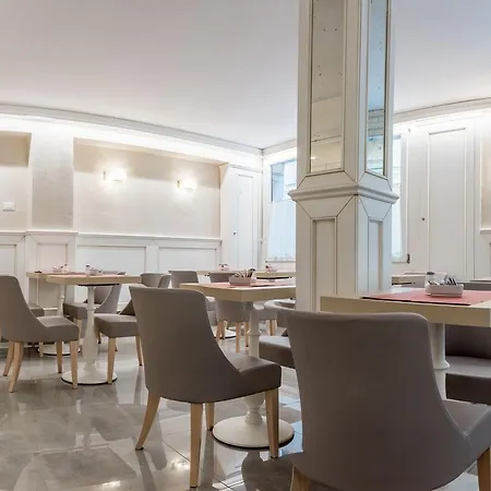 غوريني فندق