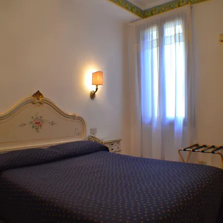 Otel Guerrini 2*